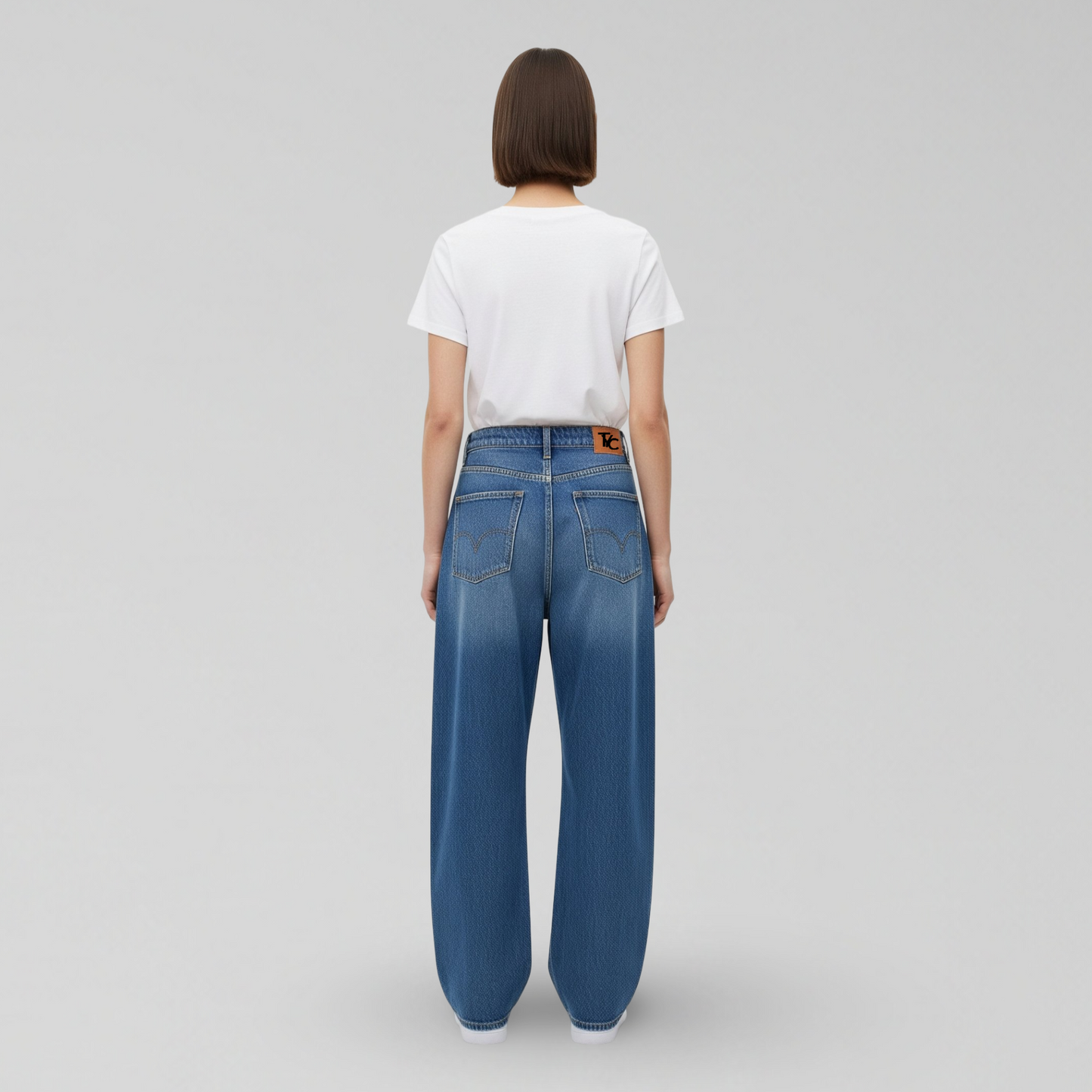 BLUE BAGGY JEANS