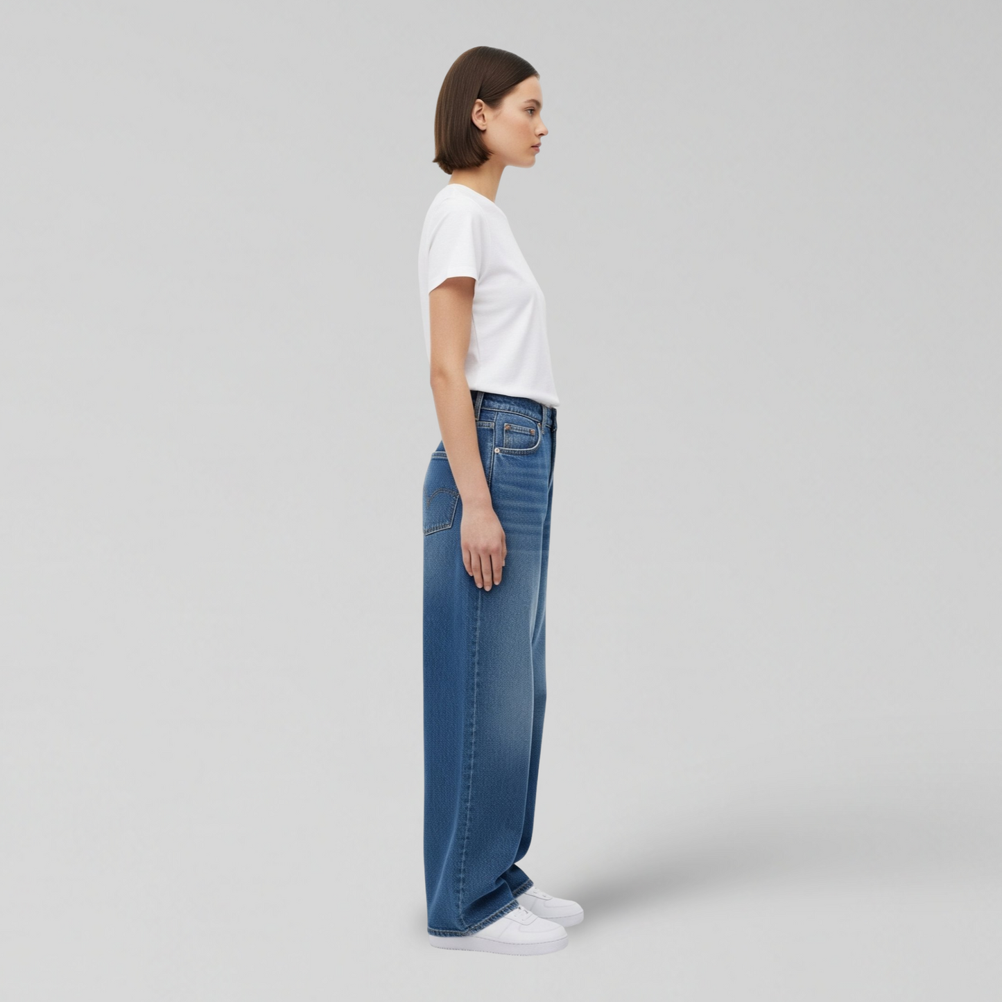 BLUE BAGGY JEANS
