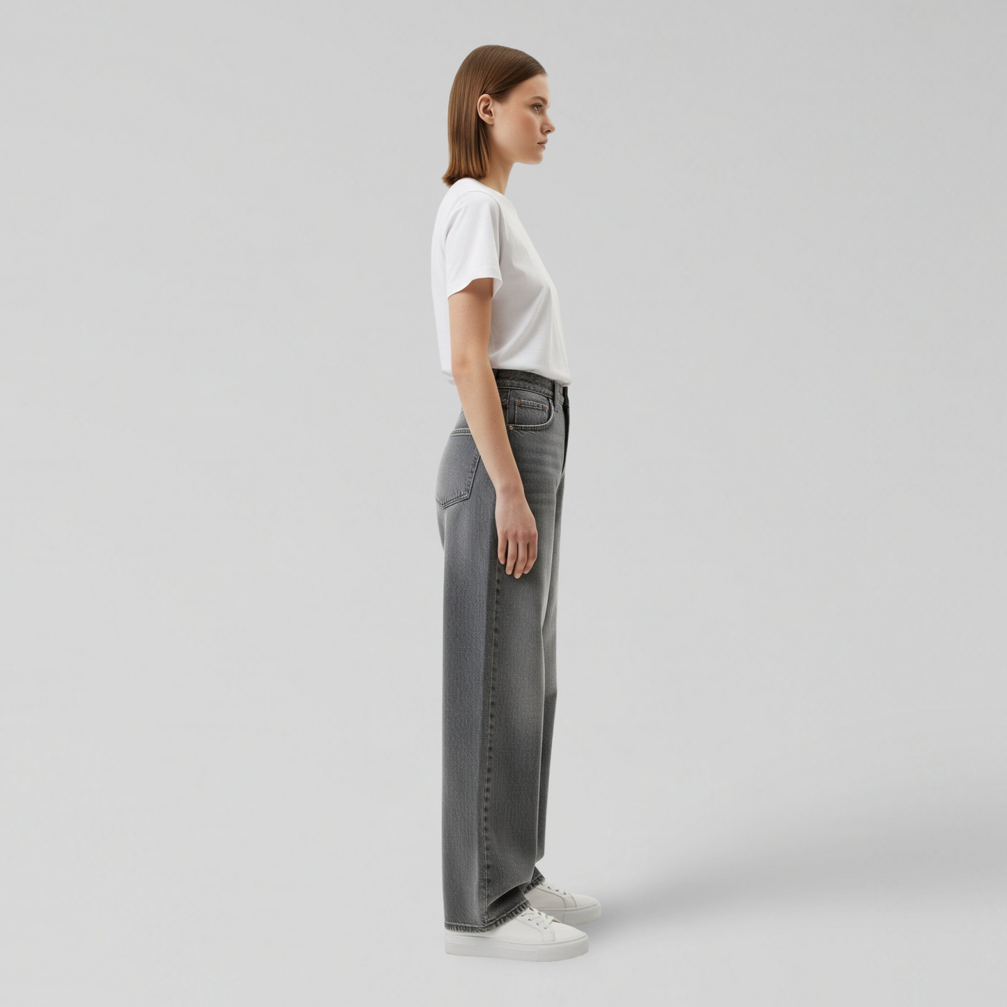 GREY BAGGY JEANS