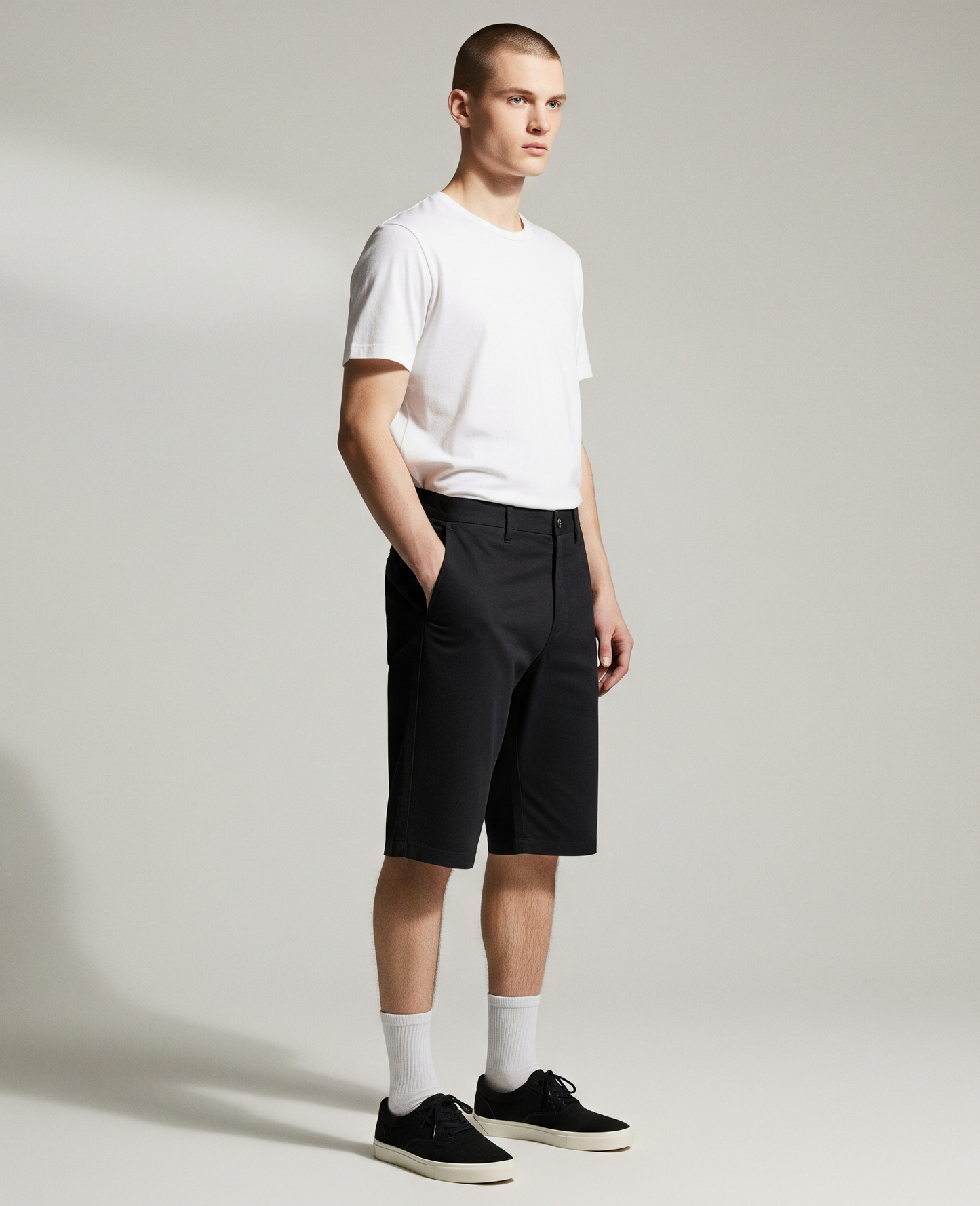 BLACK CHINO SHORTS